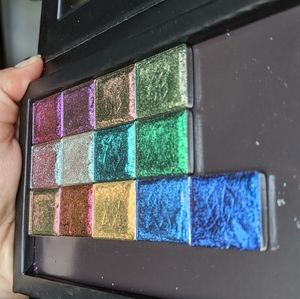 Clionadh Cosmetics multichromes set of 14
